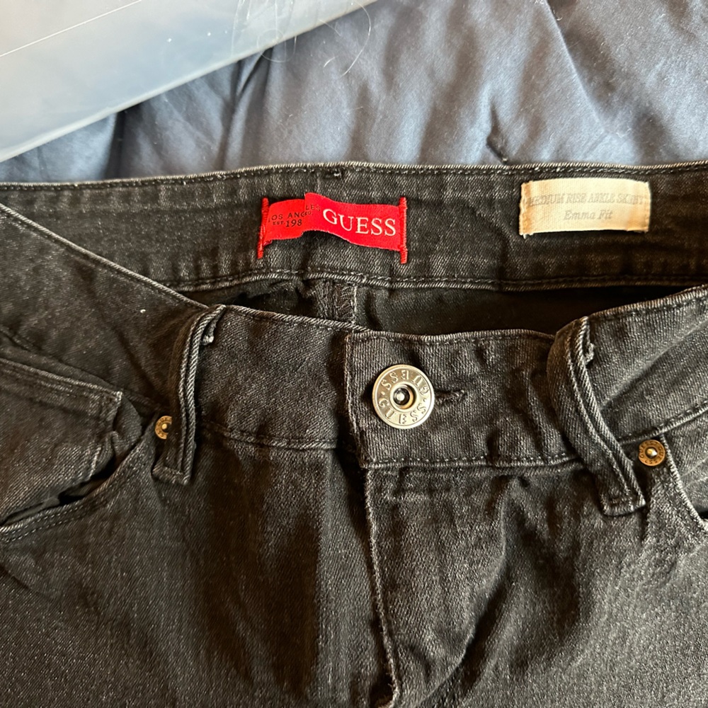GUESS black jeans (Emma fit)
